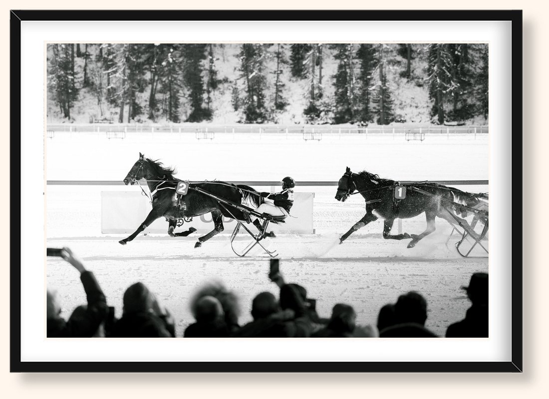 Photo Finish — Caballos 09