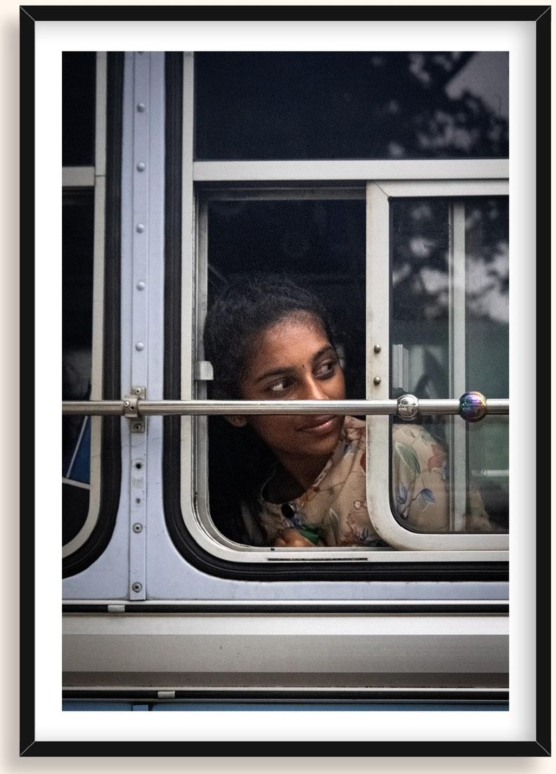 Through the Window — Viajes 08